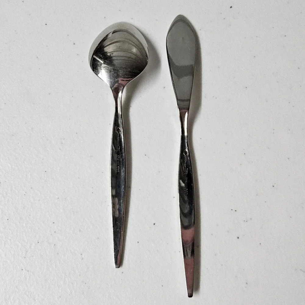 Vintage Oneida Community Venetia Stainless Steel Flatware Spoon Butter Knife Set